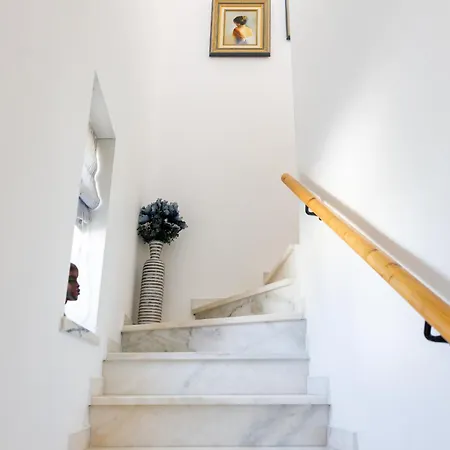 Colina G - Charming 1-bedroom Townhouse Hébergement de vacances *